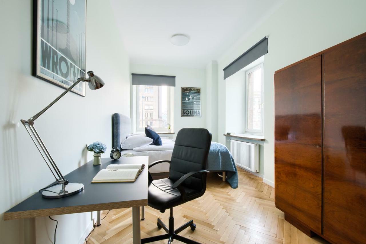 P&O City Center Apartments Varsovia Habitación foto